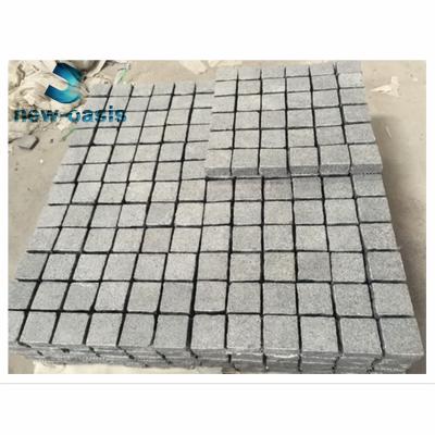 China Grey sardo granite paving with mesh support for sale