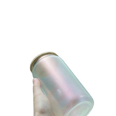 China Viable Clear 16oz Coffee Soda Shaped Beer Sublimation Iridescent Glass Can With Bamboo Lid And Plastic Straw Stocked In USA for sale