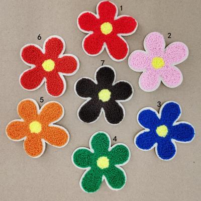 China Handmade Chenille Colorful Flower Patches Chenille Patches for sale