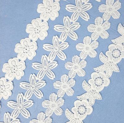 China Sustainable Wholesale Garment Trims Embroidery Water Soluble Chemical Lace Polyester Colorful Trim Lace for sale