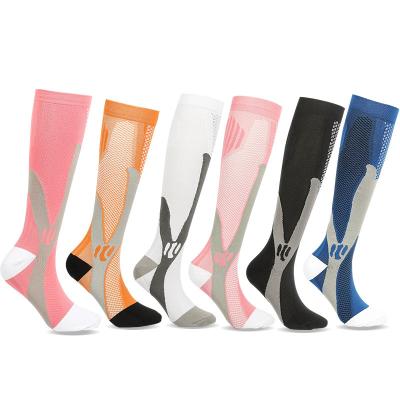 China High quality QUICK DRY compression sports socks for professional outdoor sports for sale