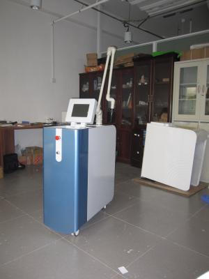 China Q-Switch ND YAG Laser Equipment For Eyeline Scar Removal , Single / Double Pulse for sale