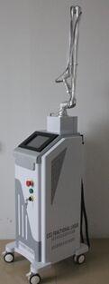 China Medical portable Co2 Fractional Laser Machine acne scars remove wrinkle device for sale