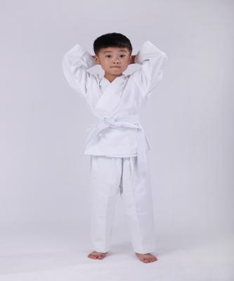 China Blanco del uniforme del karate de los niños de la academia con pre - algodón encogido en venta