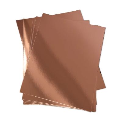 China Recycled Materials 80lb 120gsm Biodegradable Metallic Paper For Envelope Folder Greeting Card for sale