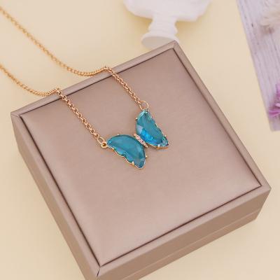 China FASHIONABLE Hot Sale Butterfly Necklace Style Natural Stone Glass Pendant Necklace for sale