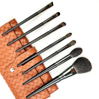 China Angular Blush OCM 7 Pcs Squirrel Makeup Brush High Quality Custom Super Soft Wooden Handle Hair Cosmetic Brush Set for sale