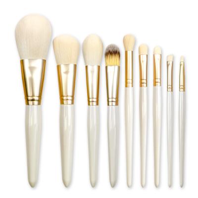 China Custom Fan Brush White Makeup Brush Logo Face Foundation Powder Cutout Eyeshadow Eyeshadow Eyebrow Brush Wholesaler for sale