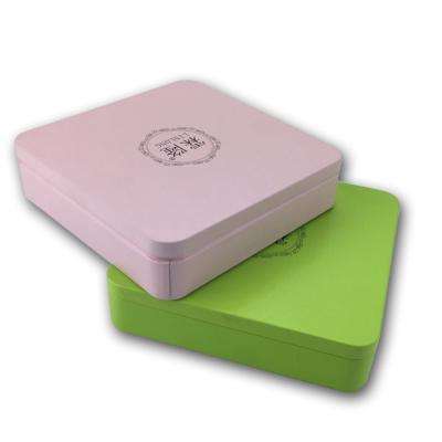 China Small Square Tin Containers with Lids Wholesale Tin Boxes for Packaging Empty Tins en venta