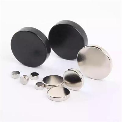 China Industry Super Strong Permanent Magnetic Rare Earth Materials Neodymium Sintered NdFeB Magnets Disc Epoxy Coating N35 N38 N42 N50 N52 DIS for sale