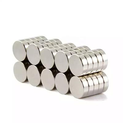 China NdFeB Magnetic Magnets N50 N45 Stong Strength Rare Earth Materials Neodymium Disc Cylinder N52 Strong Sintered Permanent Magnet for sale