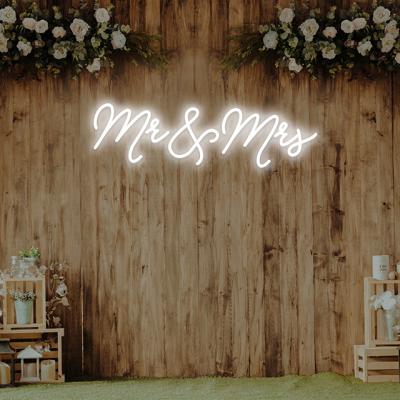 China Buildings B-Neon Glass Tube PVC Silicone Sneaker Wedding Led Neon Light Sign Mr And Mrs Neon Sign for sale