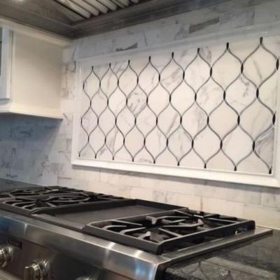 China Parquet Lantern Marble Glass Mosaic Slab For Kitchen Back Splatter Arabesque Marble Mosaic for sale