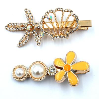 China Durable Zinc Alloy Bridal Hair Clip Metal Hair Clip Rhinestone Hair Clip Accessories For Women Girl for sale