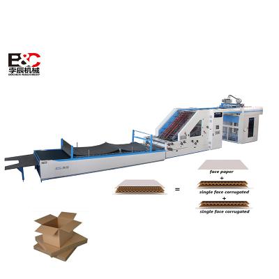 Cina SFC 2200 5 Ply 180 Gsm Corrugated Box Online Automatic Pasting Flute Lamination Machine in vendita