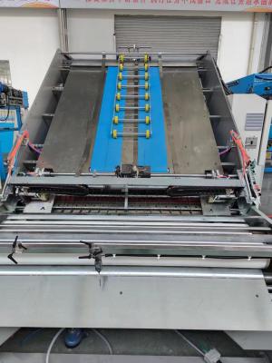 China Máquina de laminación de flauta de montaje de pegamento de papel semiautomático 1600 cartón Producción de caja corrugada en venta