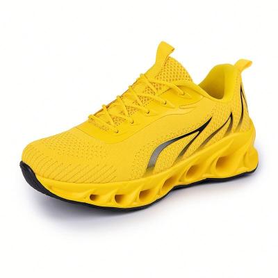 China EVA Wholesale Factory Hot Sell Running Shoe Breathable Men's Sports Shoes for sale