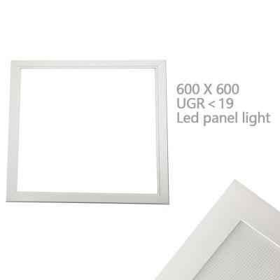 China Long Lifespan LED Light Panel 2x2 Ft UGR19 40W 100lm/w Led Slim Panel Light for sale