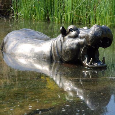 China Europe Large Copper Sculpture Outdoor Brass Animal Themed Hippo Sculpture Bronze Sculpture For Park Pool for sale