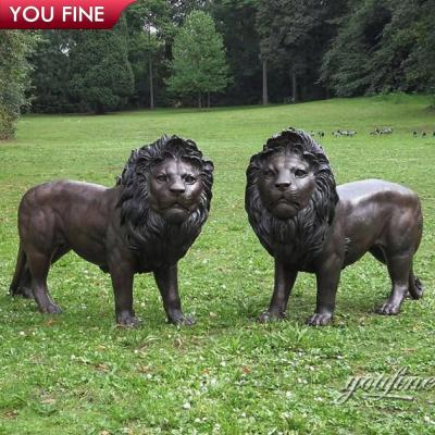 China Europe Large Garden Lion Couple Standing Bronze Sculpture For Sale Modern Metal Animal Life Size Statue for sale