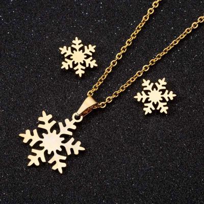 China Factory Supply Small Snowflake Necklace Stainless Steel Three-Piece Set CLASSIC Cool Girls Jewelry Necklace Earrings for sale