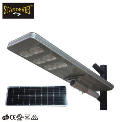 China ROAD outdoor waterproof ip65 150W led smd lamp price list solar street light with solar panel for sale