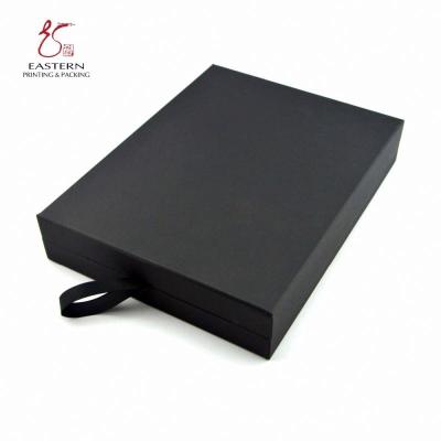 China Handmade Custom Luxury Clothing Kraft Paper Box Shirt Packaging Box for sale