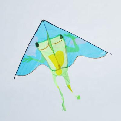 China Single line entertainment polyester toys kite cartoon triangle shape frog outdoor kite for kids for sale