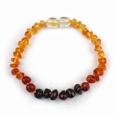 China Natural Baltic Amber Agate Gemstone Stone Polished Tumbled Chips Beads Stretch Bracelets for sale