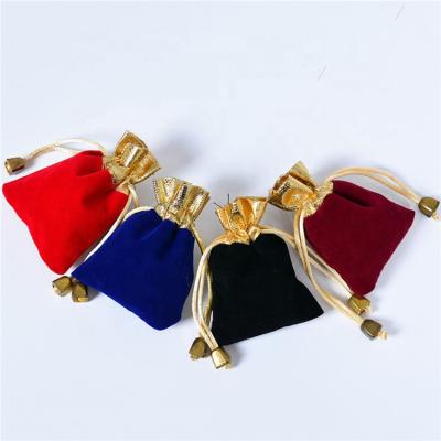 China Stock Wholesale Red Velvet Jewelery Packaging Bag Jewelery Pouch Recyclable Drawstring Beads Tote Bag for sale