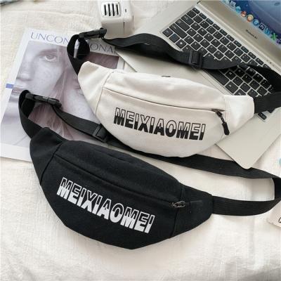 China Fashion Student Fashion Personality Sports Reflective Chest Bag Running Fashionable Messenger Bags for sale