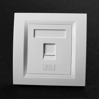 Chine ABS d'OEM 1 86 type gauche plaque avant du visage Rj45 de mur à vendre