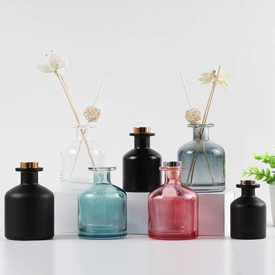 China Professional Eco-friendly Manufacturer Diffuser Bottles Reed Diffuser Bottle Aroma Diffuser Bottle for sale