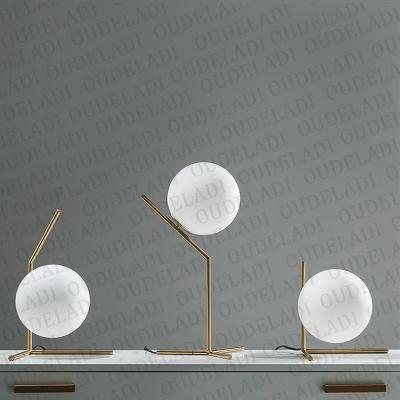 China Modern Glass Ball table lamps Gold Nordic Simple Bedroom Bedside Reading copper table lamp(WH-MTB-48) for sale