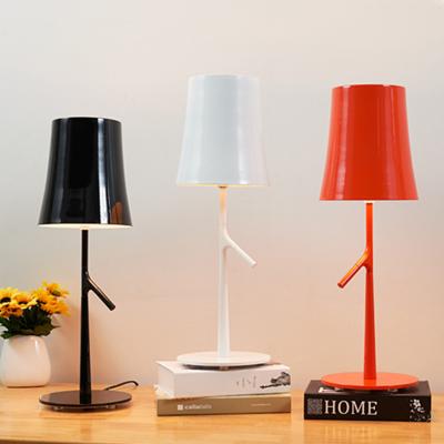 China Modern Metal Table Lamp Bar Hotel Living Room Birdie Small Table Lamp（WH-MTB-192) for sale