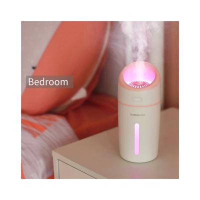 China Multi-Effect Purification Mini Portable Air Humidifier Household Low Price Rechargeable Machine for sale