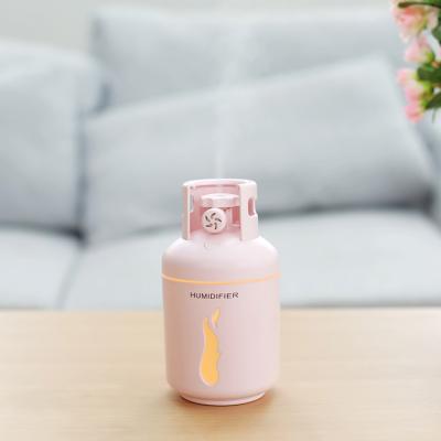 China New Commercial Durable Hydration Gas Humidifier 4 in 1 Multifunctional Aroma Portable Car USB Humidifier for sale