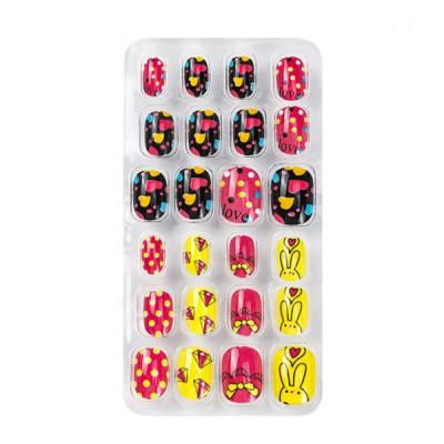 China Easy Apply Kids False Nail Set 24Pcs Kids Nails Diamond Short Kids Fake Finger Rabbit Heart Press On Nail Set for sale