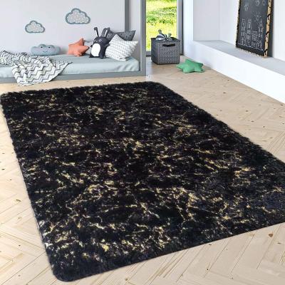 China 2021 New Washable Hot Selling Accent Gold Area Rug PV Fleece Foil Shaggy Area Rug For Living Room for sale