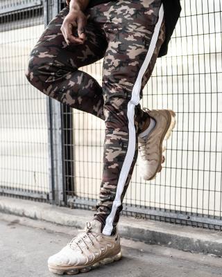 China 2021 QUICK DRY New Camouflage Streetwear Pants Men Sports Fitness Pants Skinny Sweatpants Elastic Waist Joggers Pants for sale