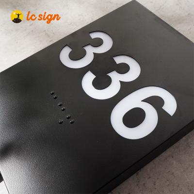 China Surface: Paint / Mirror / Brushed Side: Paint / Mirror / Brushed Acrylic Interior Office Room Sign Plate Door Number Signage for sale