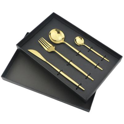 China Sustainable Wholesale Silverware Portugal Cutlery 304 Stainless Steel Flatware Set Shiny Silver Cutlery for sale