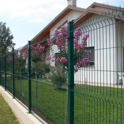 China Decorative Fence Easily Assembled Best Quality Garden V Mesh Metal Curved Fence 3d Triangle Folding Panel for sale