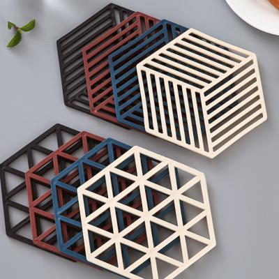 China Heat Resistant Silicone Kitchen Place Mat Coasters Dining Table Household Items Sustainable Eco-Friendly for sale