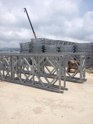 China Los paneles modulares galvanizados del panel del puente de Bailey de la inmersión caliente para el puente de acero temporal en venta