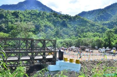 China Puentes resistentes del carril de Mabey del acuerdo 200 del puente del terremoto doble de la estructura de acero en venta