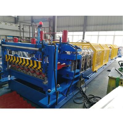 China Hotels Tile Roof Panel Roll Forming Machine For Metal Buildings for sale