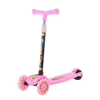 China Good selling plastic child kick scooter foldable&good load-bearing kids electric scooter with new street art inspired look for sale