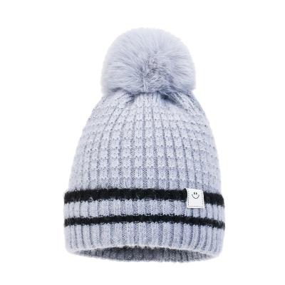 China COMMON 100% Acrylic Fashion Unisex Sport Custom Winter Knitted Hats With Logo Beanie Hats for sale