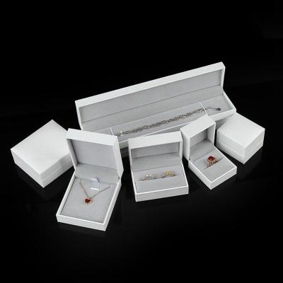 China Eco-Friendly Wholesale Multisize Blank Gift Boxes For Necklaces Bracelets Rings Packaging Premium Velvet Paper Jewelry Custom Printing Logo Box for sale